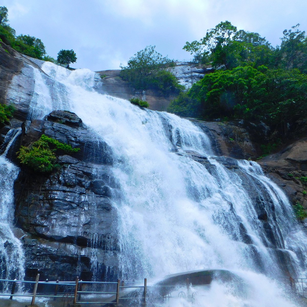 Courtallam falls